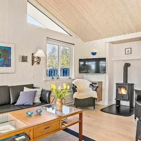 بيت للعطل Holiday Home Saeby Cxxiv *